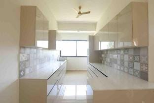 Lovely 2 Bedroom Condo - ECR Apartment in Chennai