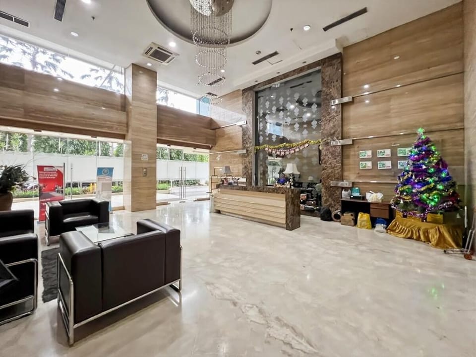 Strategic MTH Square w/ WiFi,Pool & Gym by 2ndHome Apartment in Jakarta