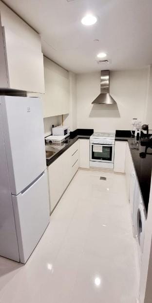 Luxurious 1BHK Apartment Apartment in Dubai