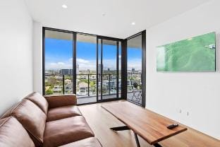 Waterfront Escape at Essentia Apartment in Surfers Paradise