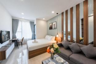 Saigon Rivergate Free City Walk Experience Apartment in Ho Chi Minh City