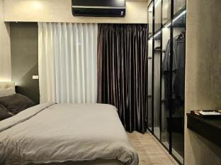 Cozy Studio Room@12th floor, 5 mins>IconSiam/BTS   Apartment in Bangkok