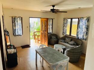 GJE’S LODGE  Vacation rental in Central Visayas