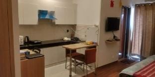Independent European  furnish studio apartment Apartment in Noida