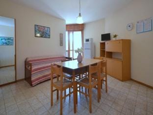 Renewed three room apartment for 4-6 guests Apartment in Bibione