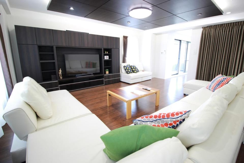 Incomparable location・3BR Luxury apt・6 Beds 9 Pax Vacation rental in Osaka