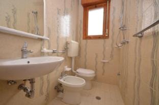 Great and spacious apartment for 8 guests in a residence with pool Apartment in Bibione