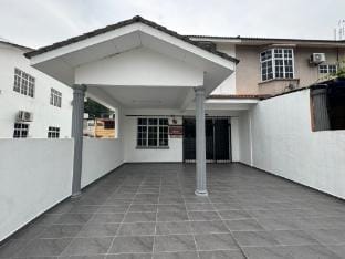 Sevenseas Saroja Homestay Port Dickson Vacation rental in Port Dickson