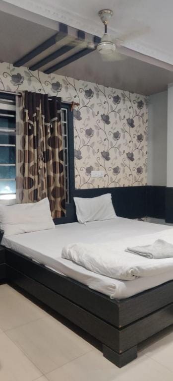 Goroomgo Ambica Plaza Bhadrak Hotel in Odisha