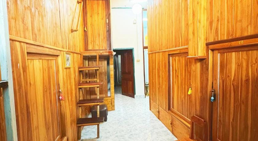 Aloha hostel LPB Hotel in Luang Prabang