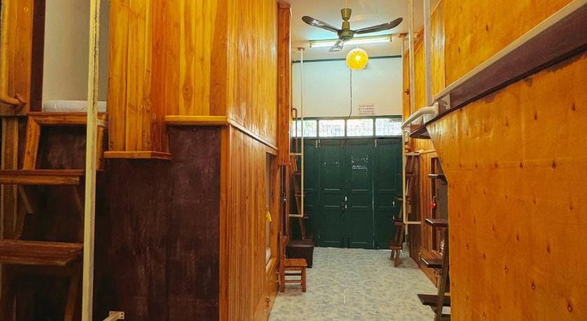 Aloha hostel LPB Hotel in Luang Prabang
