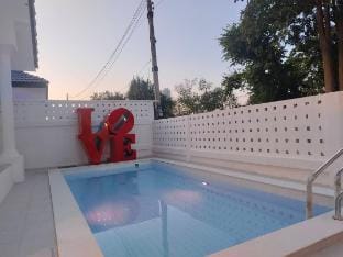 Pattaya City #Private Pool Villa 4BR&8PPL (Vine) Vacation rental in Pattaya City