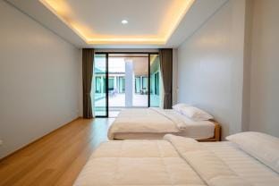 OCEANNEWPOOLVILLA บ้านพักพลูวิลล่าสัตหีบ Villa in Chon Buri Changwat