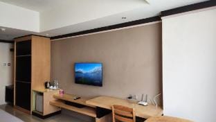 SleepRest @ Nagoya Mansion B1617 Apartment in Riau Islands, Indonesia