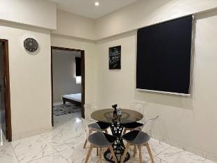 Modern minimalist |3 Bed| Dha Phase 7 Ext Karachi Vacation rental in Karachi