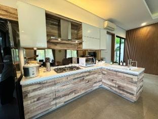 THE EMORY 4BR Villa Vimala Hills Vacation rental in West Java