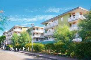 Gorgeous flat with terrace and solarium in Bibione central area Apartment in Bibione