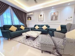 Paradise Seaview 4BRunit at R&F SeineRegion byANJU Apartment in Johor Bahru