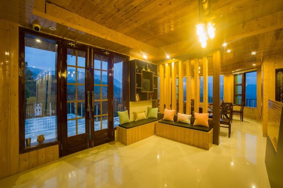 Pine Shadow Ville Hotel in Himachal Pradesh