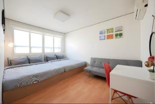 Hongdae Houses Vacation rental in Seoul