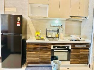Luxury Seaview Room with Balcony By XinAn Apartment in Johor Bahru