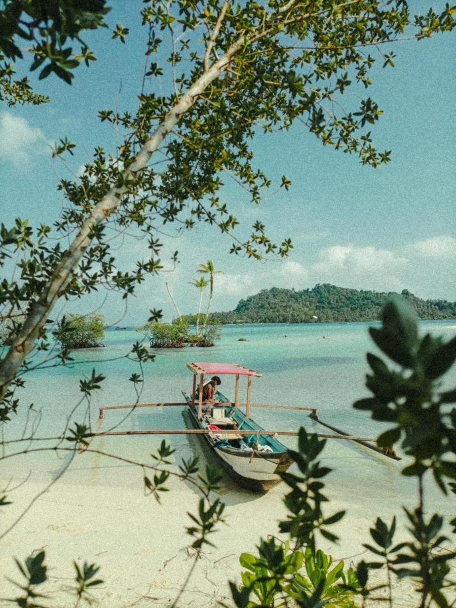 Likat Surf House Vacation rental in West Sumatra, Indonesia