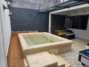 Villa Bandung Lembang Jacuzi warm water & billiard Villa in Parongpong