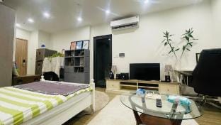 Vinhomes Smart City Tay Mo Nam Tu Liem - SA5  Apartment in Laos
