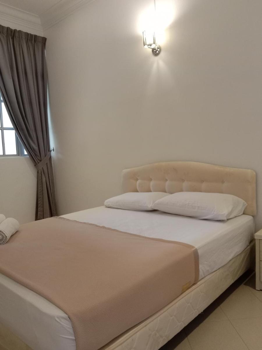 Pearl Villa 5 Bedroom Unit 13A Villa in Port Dickson