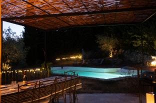 Secluded house with amazing view and swimming pool Vacation rental in Buis-les-Baronnies