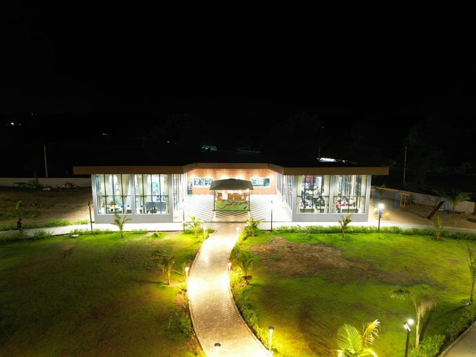 Shree Jalaram Resort Hotel in Gujarat