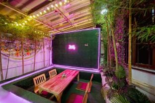 Bigg Villa, 6 BR, DJ , Kitchen, BBQ , Hot Tub, Gym Villa in Pattaya City
