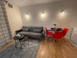 Misk Homes - Luxury Apartment Near City Airport! Apartment in Barking