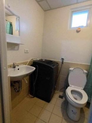 Wanted 2 M/F BedSpacer for 1 month more Staycation Apartment in Manila City