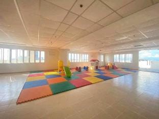 Wanted 2 M/F BedSpacer for 1 month more Staycation Apartment in Manila City