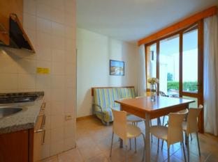 Cozy stay with private garden Apartment in Bibione
