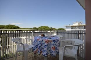 Two room apartment great for family and friends in the heart of Lido del Sole Apartment in Bibione