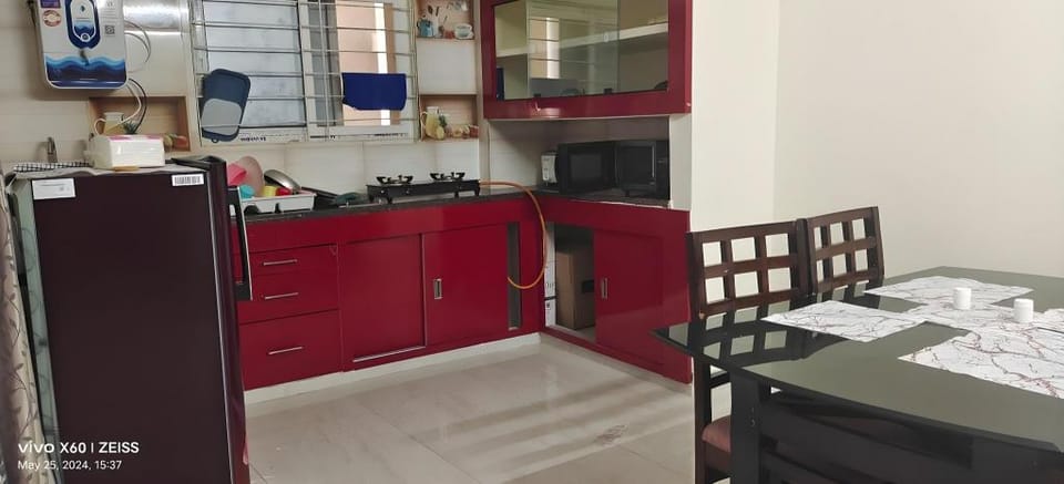 Crozy corner #2BHK Near AIG &US Embassy Apartment in Hyderabad