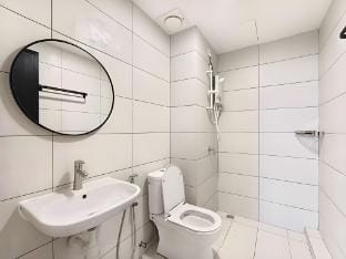 Brand New Cozy Studio Haus B @ BMsongbankheng Apartment in Penang