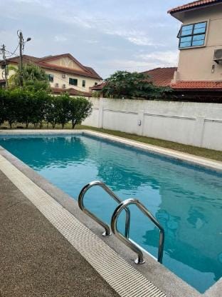 30 PAX | Leisure Homestay with Swimming Pool Vacation rental in Pahang, Malaysia