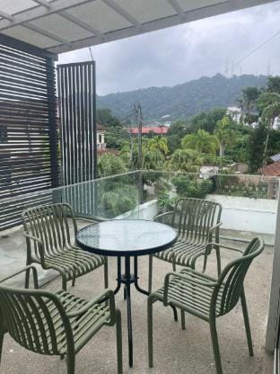 30 PAX | Leisure Homestay with Swimming Pool Vacation rental in Pahang, Malaysia