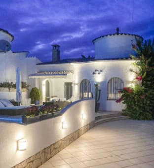 Charmante villa avec piscine privée  Villa in Alt Empordà