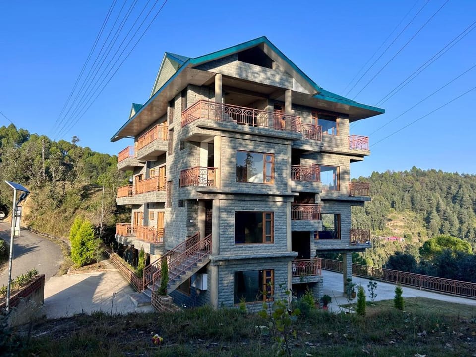 Shalom Hillcrest Inn Hotel in Shimla