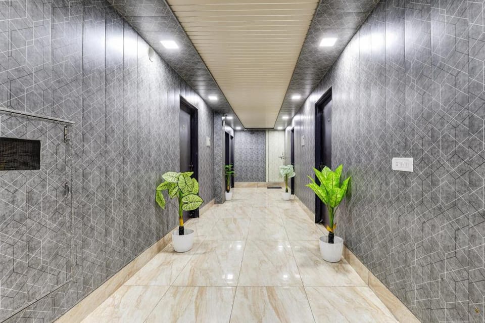 Mauryan Signature hotel Devli Khanpur Hotel in New Delhi