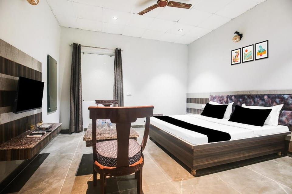 Hotel O Ravi Hotel & Banquet Hotel in Punjab, India