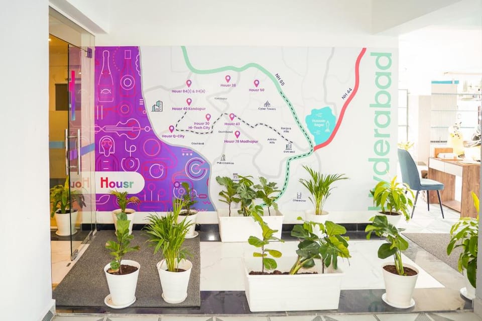 Housr 78 Madhapur Hitech City Near Yashoda Hospital Hotel in Hyderabad
