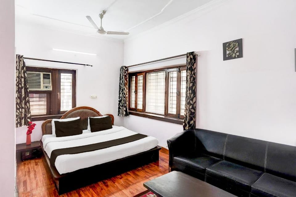 Super Hotel O Krishna Nagar Chowk Near ONGC Hotel in Dehradun