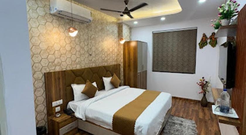 HOTEL STRAWBERRY Hotel in Chandigarh