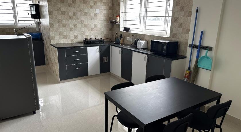 Trinetra Homes 102 Hotel in Bengaluru