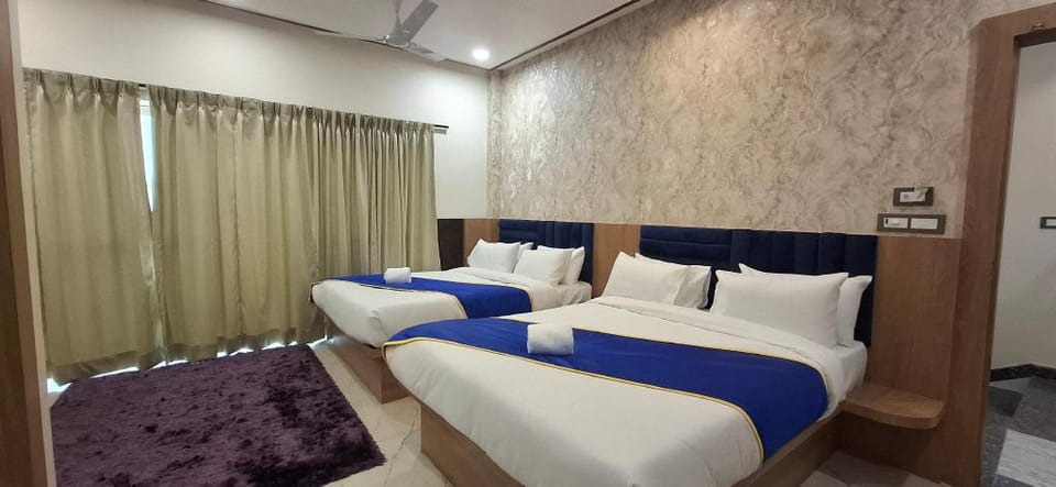 BlueNeck Ayodhya-Near ShriRam Mandir Hotel in Nepal